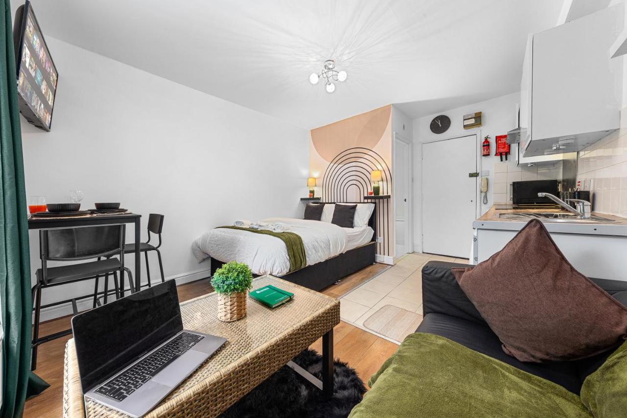 Modern Gem Brixton Centre Cozy & Comfort Charis City Studio 런던 외부 사진