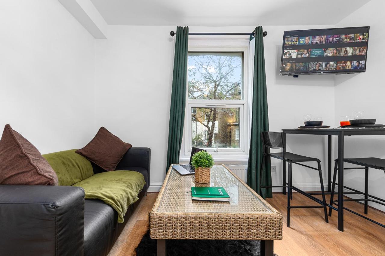 Modern Gem Brixton Centre Cozy & Comfort Charis City Studio 런던 외부 사진
